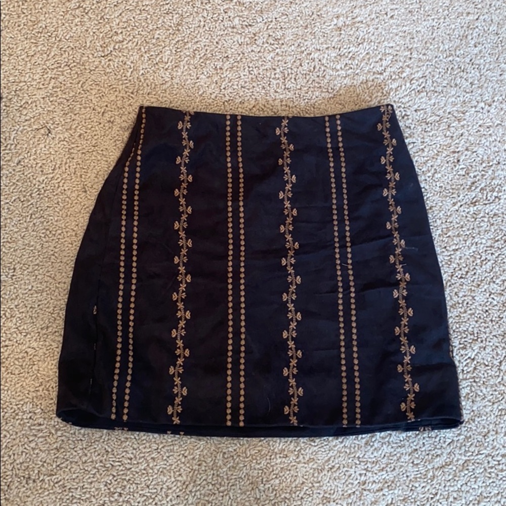 Honey Belle Suede Skirt - Picture 2 of 4